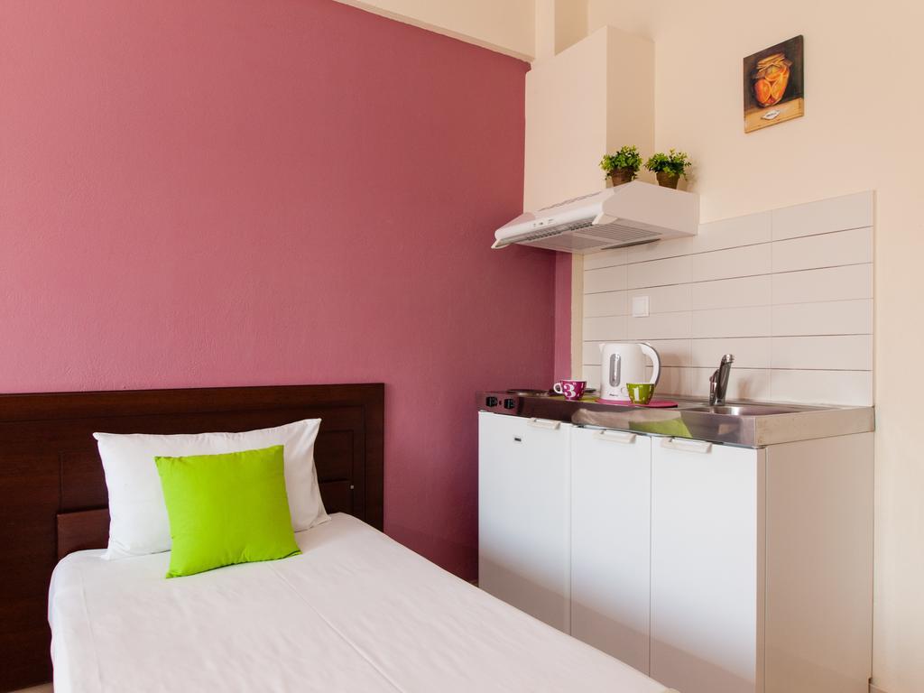 Petite Sirene Studios Паралия-Катерини Номер фото